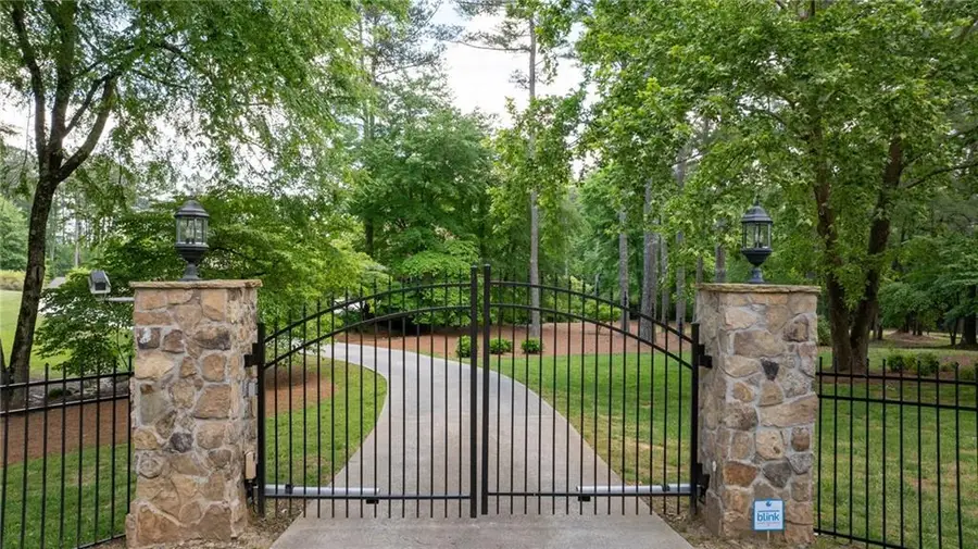 972 Acworth Due West Road Nw, Kennesaw, GA 30152 - #3