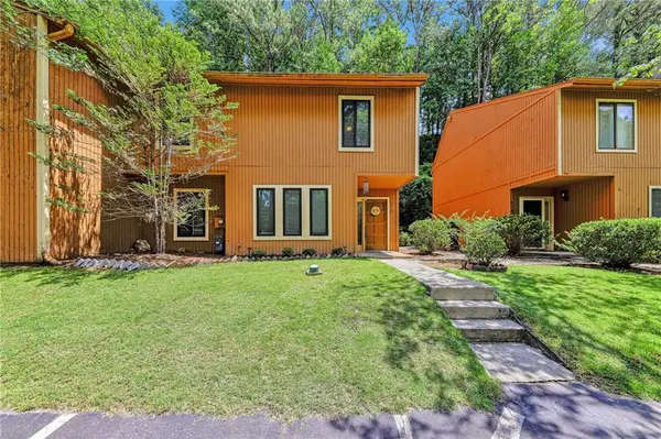 878 Lake Hollow Boulevard Sw, Marietta, GA 30064