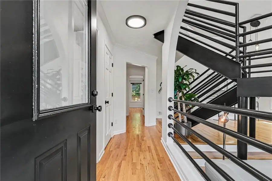 489 Trabert Avenue Nw, Atlanta, GA 30309 - #2
