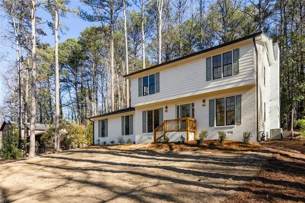 1966 S Hidden Hills Parkway, Stone Mountain, GA 30088