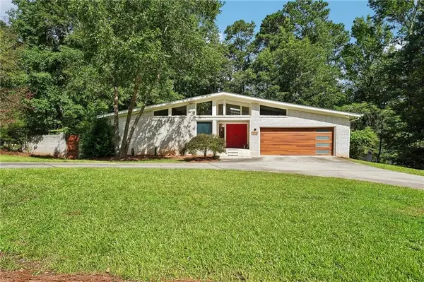 2018 Glacier Drive, Stone Mountain, GA 30087