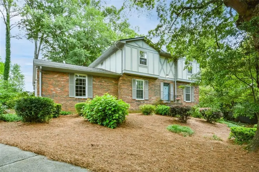 435 Stonebridge Drive, Roswell, GA 30075 - #2