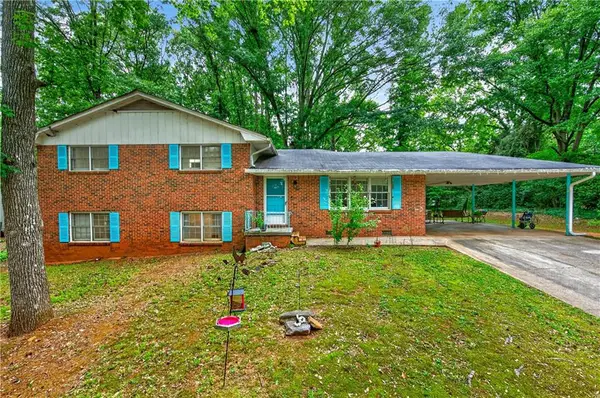 4894 Candlewood Lane, Stone Mountain, GA 30088