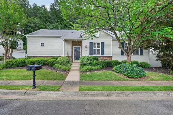 111 W Oaks Court, Woodstock, GA 30188