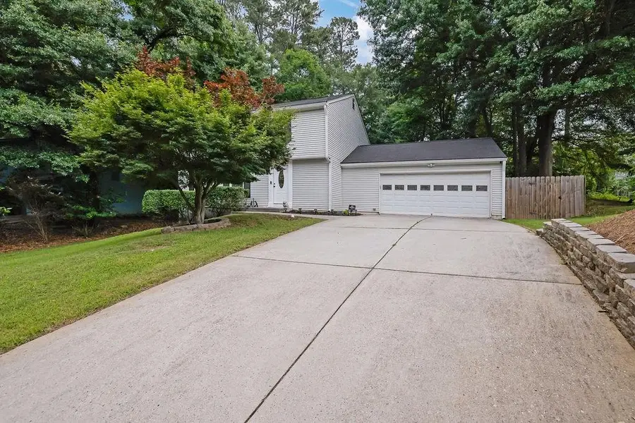 9665 N Pond Circle, Roswell, GA 30076 - #3