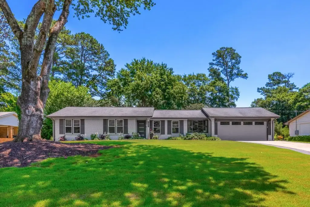 1095 Tuxedo Court, Roswell, GA 30075 - #1