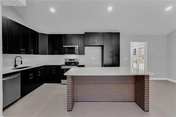 6807 Shangrila Way, Riverdale, GA 30296
