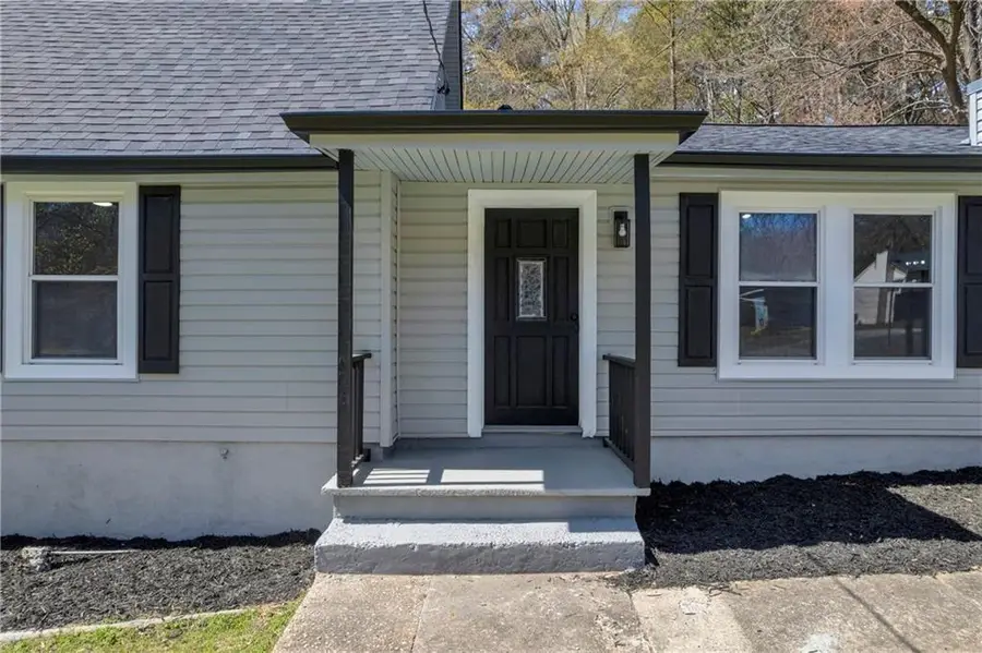 6807 Shangrila Way, Riverdale, GA 30296 - #3