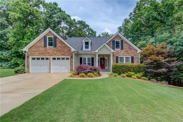 3160 Lakecrest Drive, Dacula, GA 30019