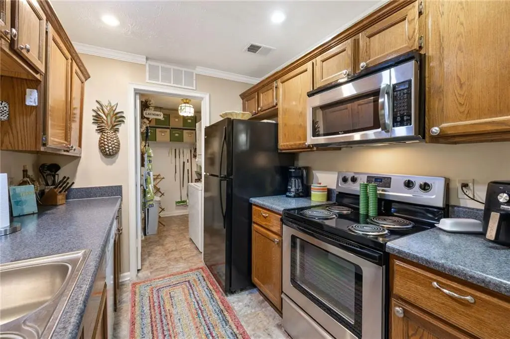 525 Warm Springs Circle, Roswell, GA 30075 - #1