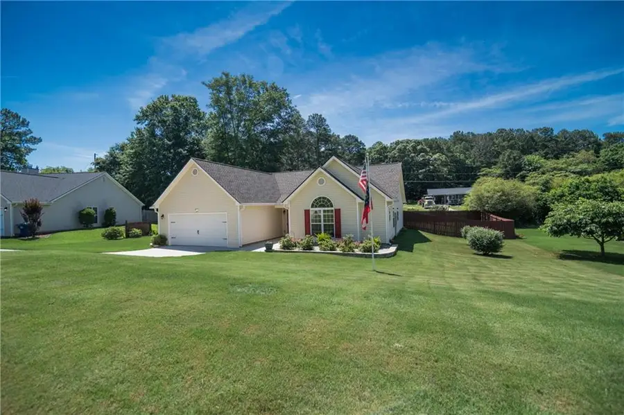 535 Embassy Walk, Winder, GA 30680 - #2