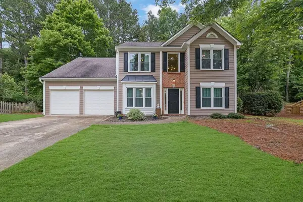 8011 Huntcliff Road, Woodstock, GA 30189