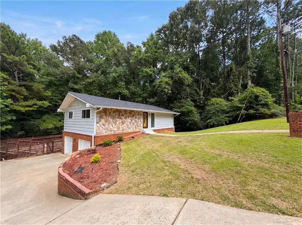 3630 Creekview Circle, Atlanta, GA 30349