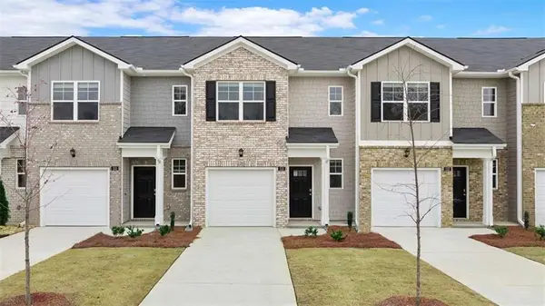 2052 Crossing Road, Stone Mountain, GA 30088