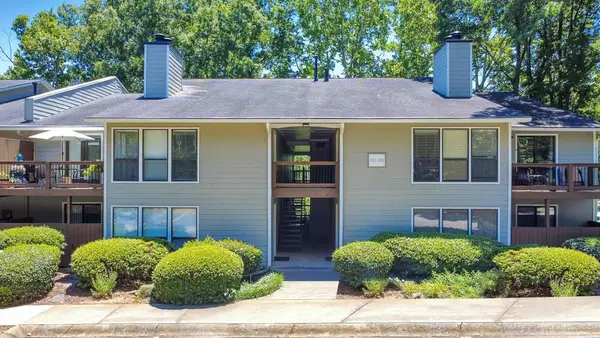 513 Park Ridge Circle, Marietta, GA 30068