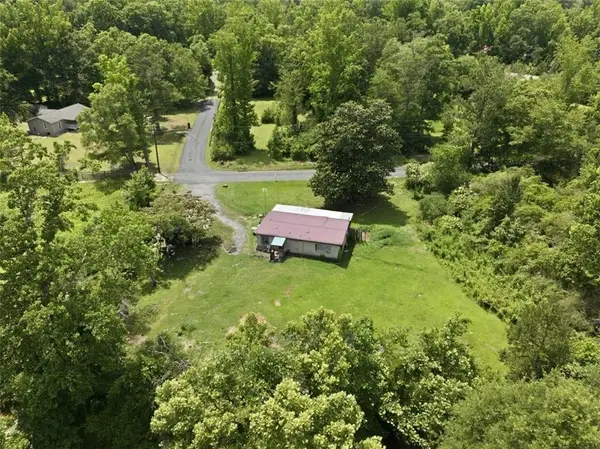 255 Ivey Lane, Dallas, GA 30157