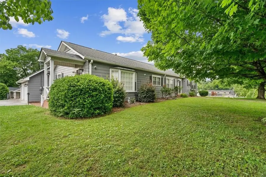 16 Bittings Avenue, Summerville, GA 30747 - #2