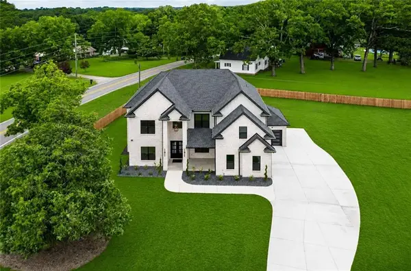 2210 Ridgedale Drive, Grayson, GA 30017