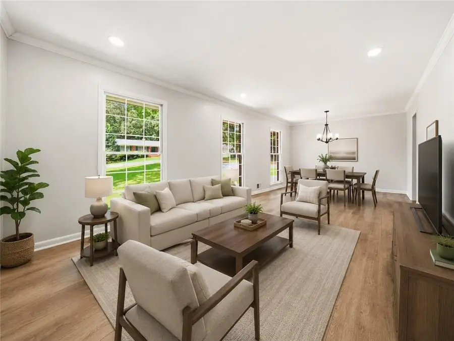 61 Barrett Circle Se, Marietta, GA 30060 - #2