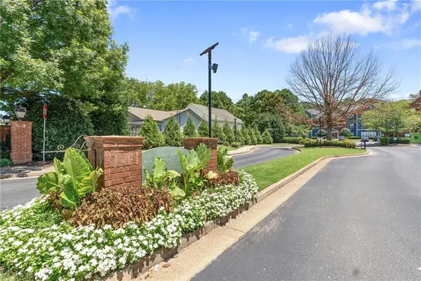 3300 Dogwood Drive #311, Hapeville, GA 30354