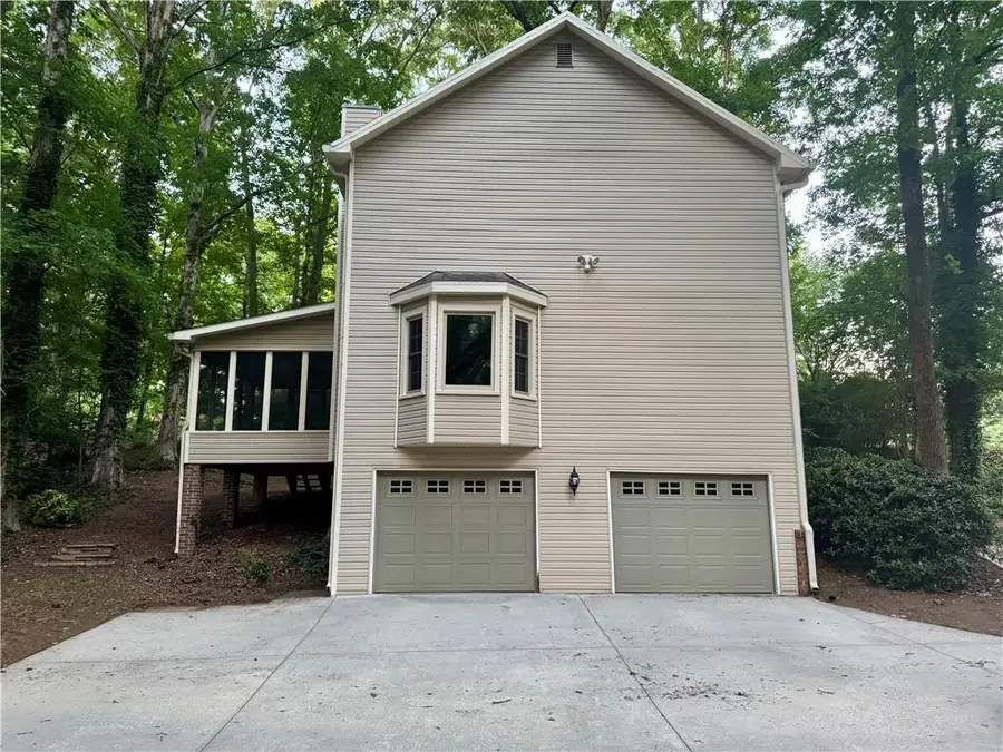 195 Brandenburgh Circle, Roswell, GA 30075 - #3