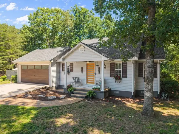 4126 Glenwood Drive, Gainesville, GA 30506
