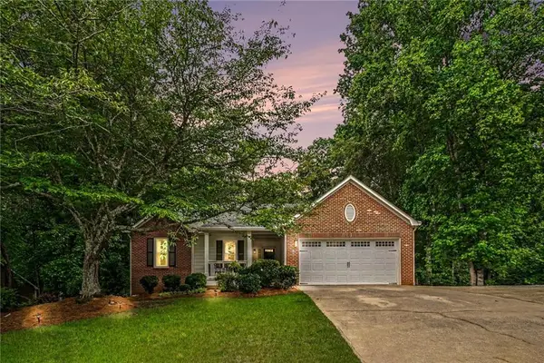 6008 Woodcreek Drive, Woodstock, GA 30188