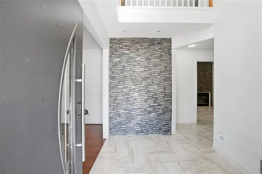 895 Eagle Creek Drive Nw, Lawrenceville, GA 30044 - #2