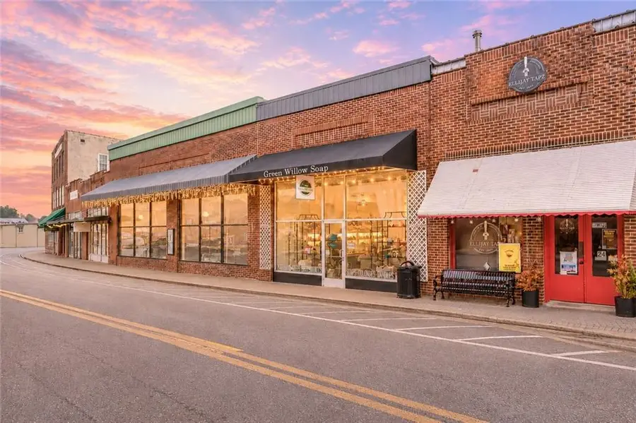28 N Main Street, Ellijay, GA 30540 - #2