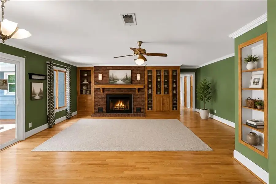 269 W Hermitage Road Ne, Rome, GA 30161 - #3