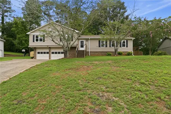 3839 Cotswold Drive Sw, Lilburn, GA 30047