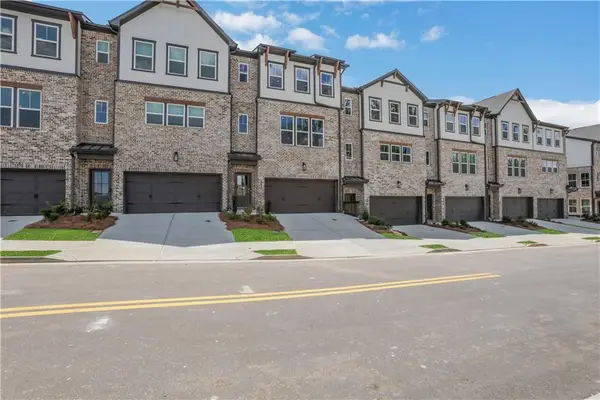 324 Sunset Hollow Street, Sugar Hill, GA 30518