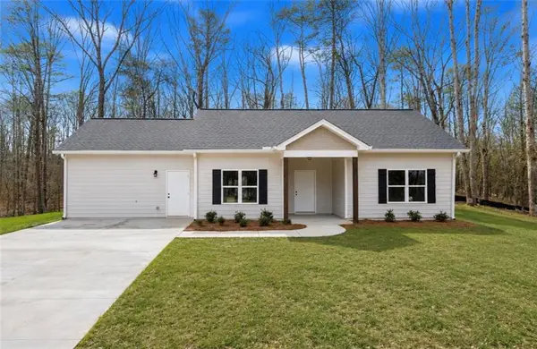 50 Hawks Ridge Ct, Cleveland, GA 30528