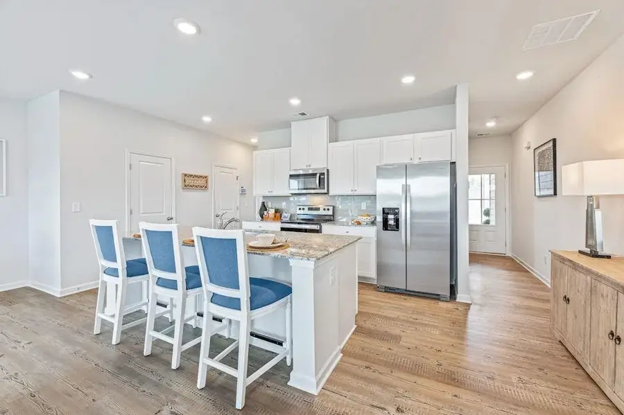 5361 Melbourne Lane, Flowery Branch, GA 30542 - #2