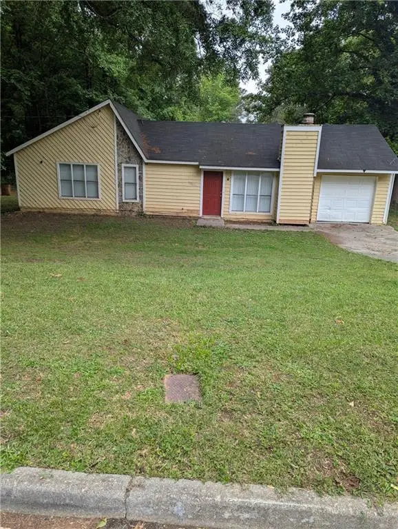 8997 Huntwood Lane, Riverdale, GA 30274