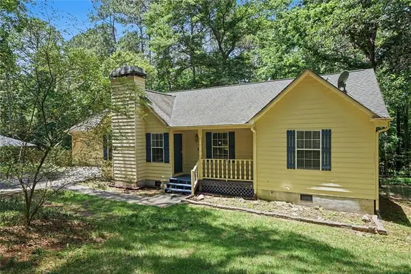 4827 Oakwood Court, Loganville, GA 30052