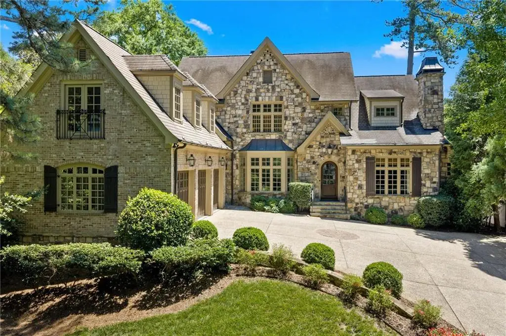 355 Pine Tree Drive Ne, Atlanta, GA 30305 - #1