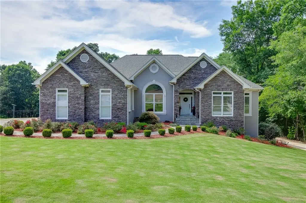 765 River Chase, Hoschton, GA 30548 - #1