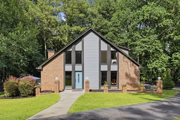 1605 Saint Tropez Way, Atlanta, GA 30350