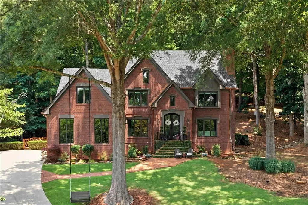 2150 River Cliff Drive, Roswell, GA 30076 - #1
