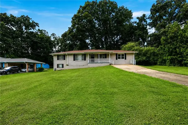 2881 Treadway Drive, Decatur, GA 30034