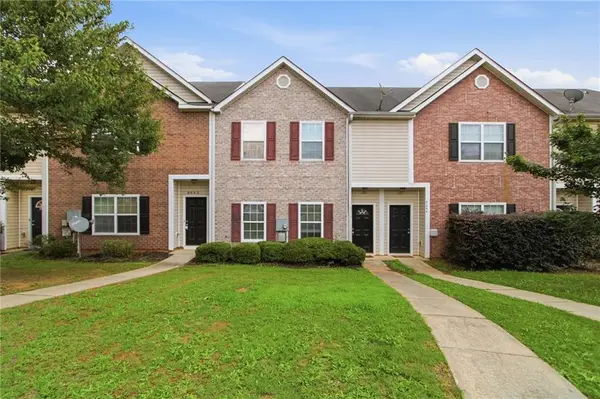 8642 Thomas Lane, Riverdale, GA 30274