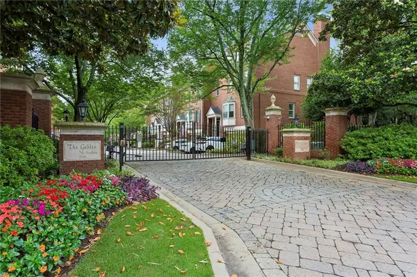 3685 Peachtree Road Ne #16, Atlanta, GA 30319