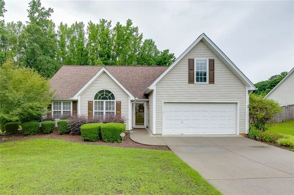 387 Joshua Way, Hoschton, GA 30548 - #1