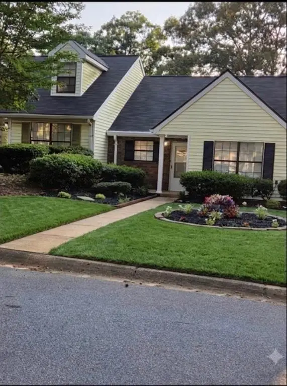 5427 Park Place S, Atlanta, GA 30349