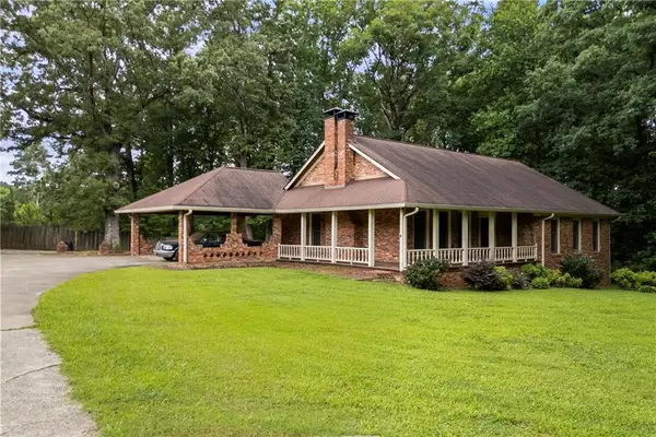 438 Simmons Street, Lawrenceville, GA 30046