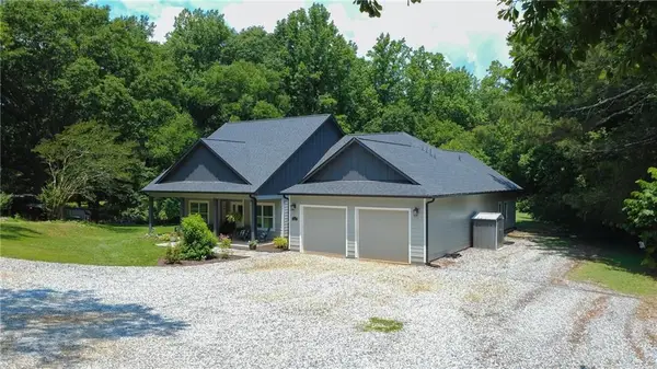 9350 Burnett Drive, Cumming, GA 30028
