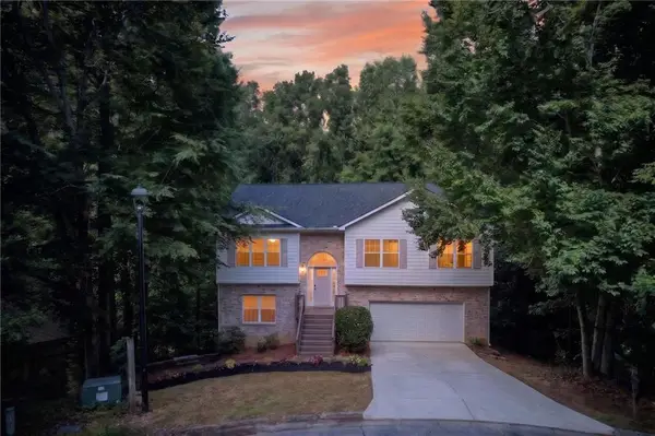 9917 Silver Leaf Court, Douglasville, GA 30135