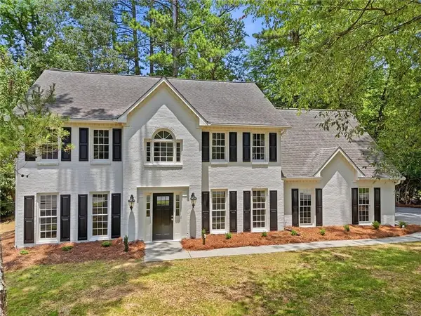 4933 Willow Creek Drive, Woodstock, GA 30188
