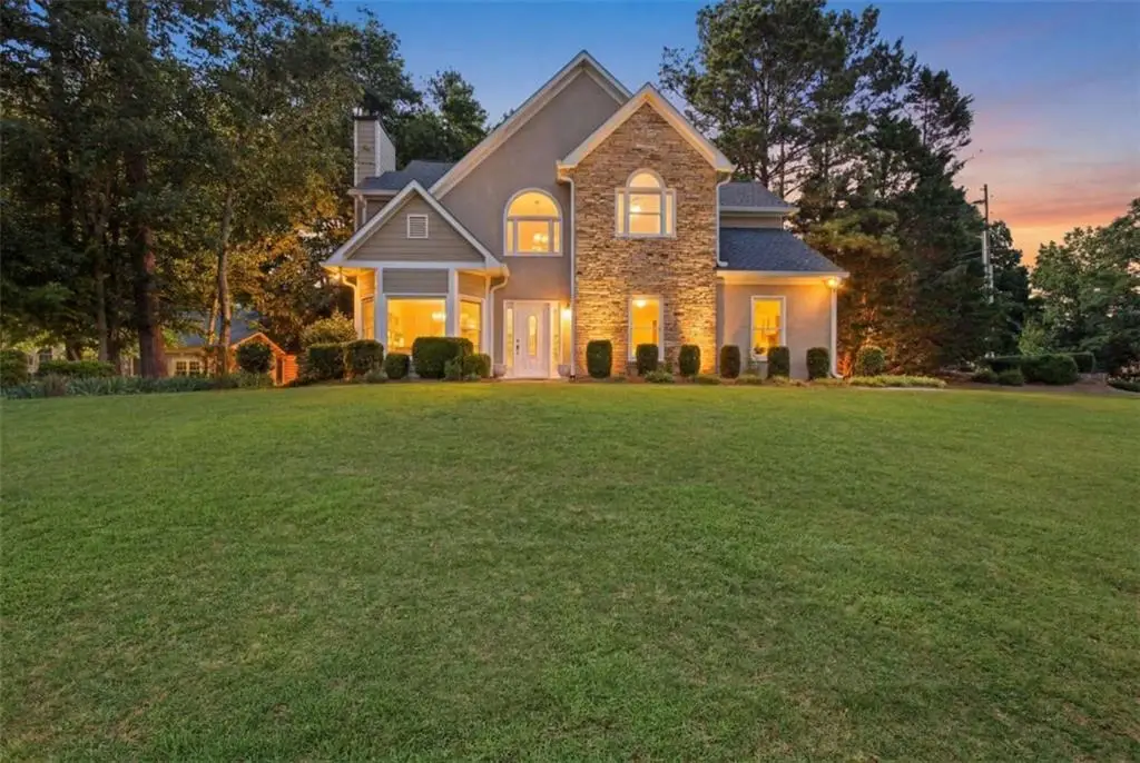 2084 York River Way, Suwanee, GA 30024 - #1